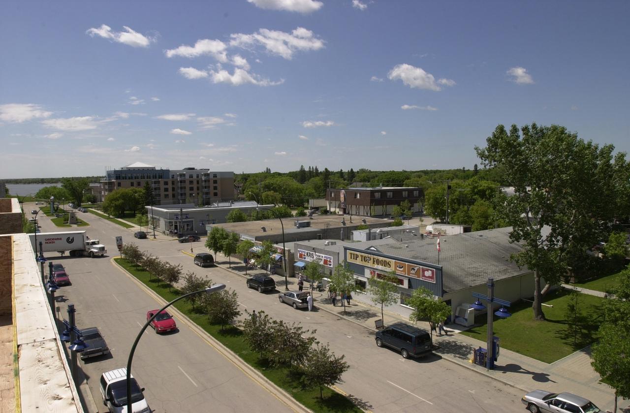 Lakeview Gimli Resort Luaran gambar