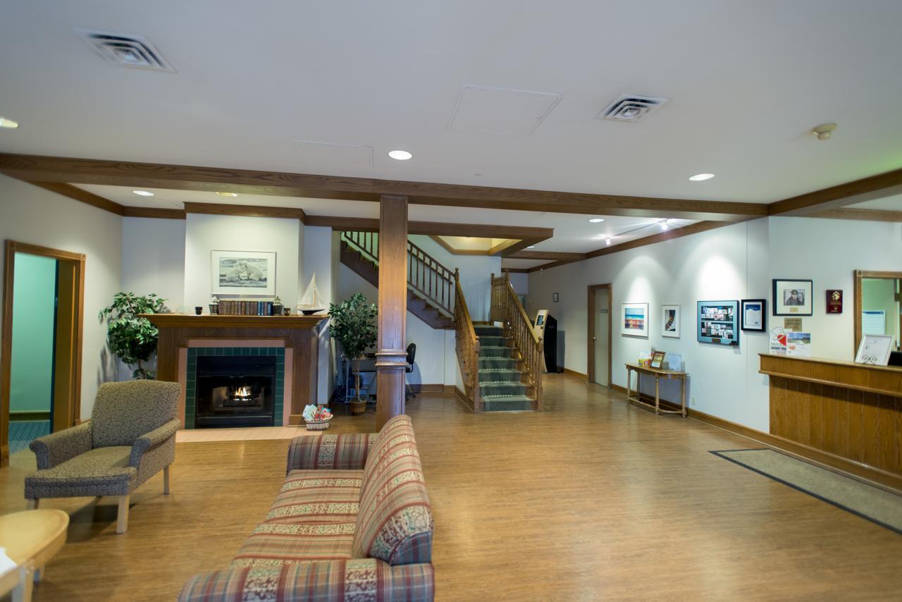 Lakeview Gimli Resort Luaran gambar