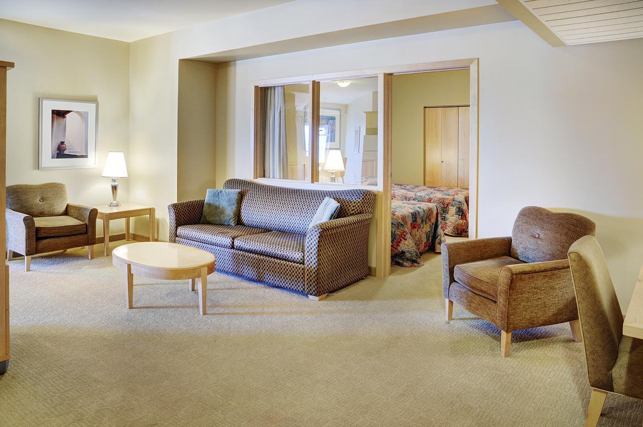 Lakeview Gimli Resort Luaran gambar
